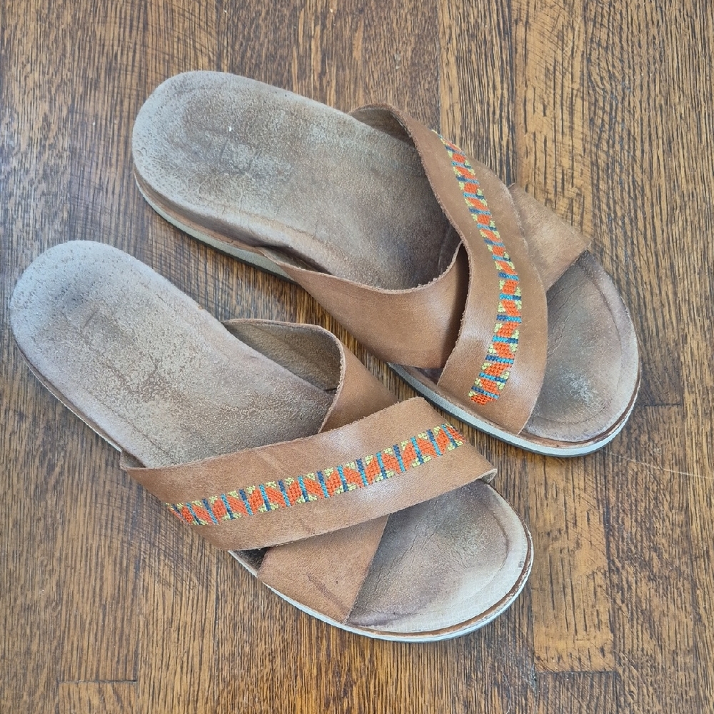 Merrell Tan Sandals with Multicolor Strap